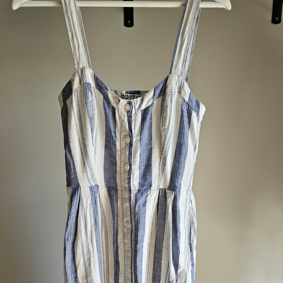 Summer linen dress - Picture 2 of 4